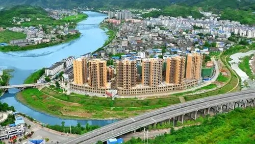 广元：砂石公司已腾迁 毁坏树木已补种