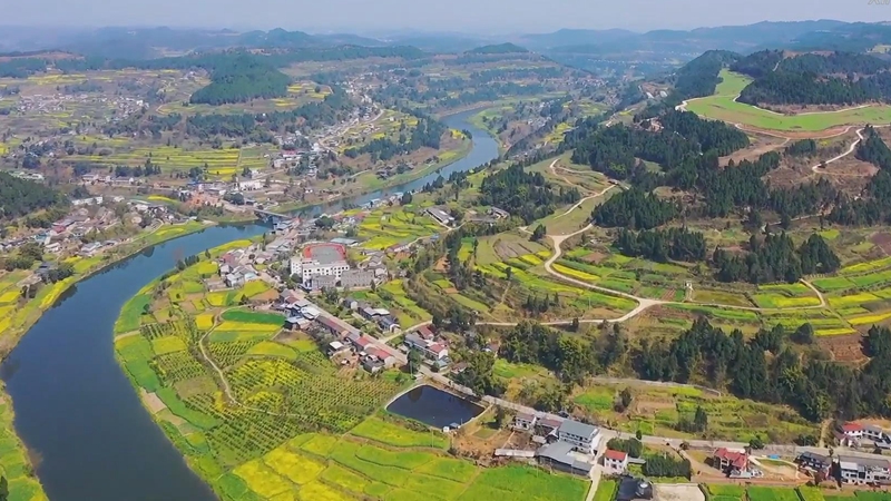 四川德阳：田园山水画 春色满人间